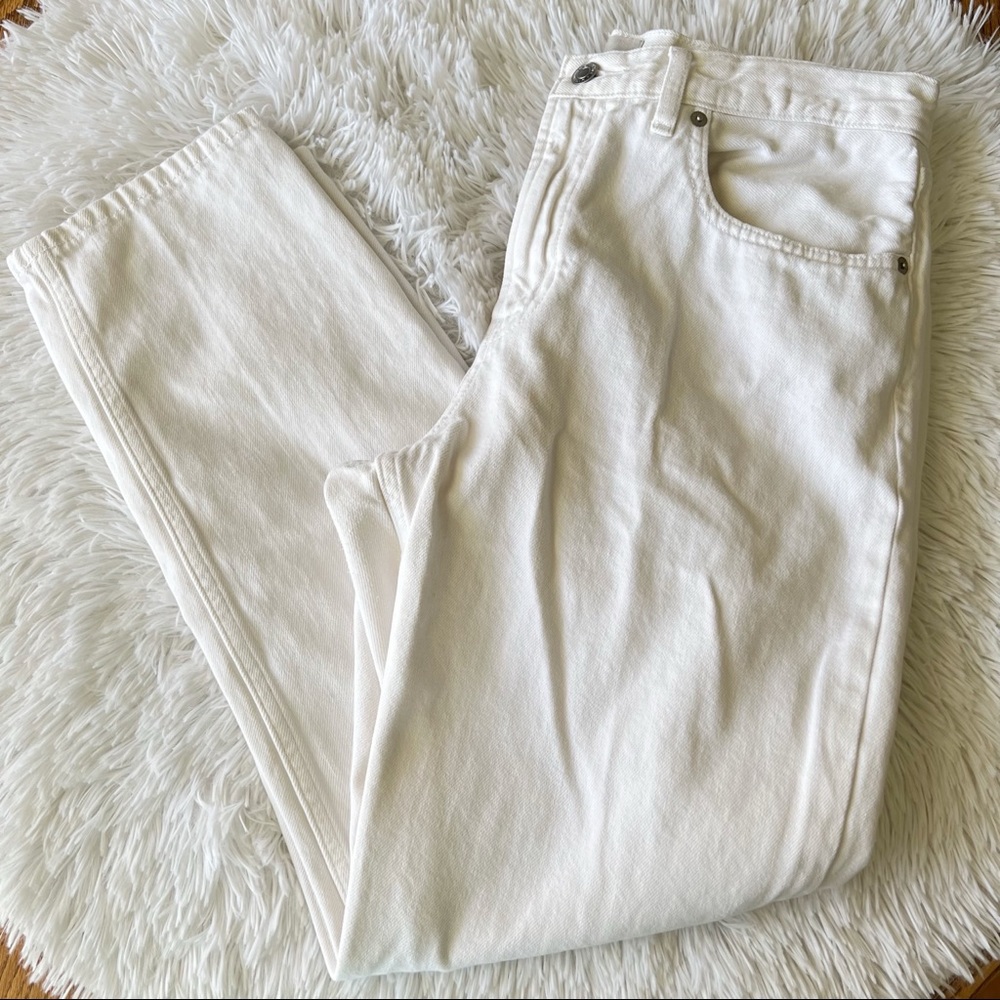 Everlane Straight Leg Jeans in White - Picture 2 of 11